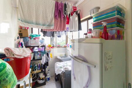 Apartamento à venda com 105m², 3 quartos e 2 vagas Apartamento à venda com 105m², 3 quartos e 2 vagasLavanderia