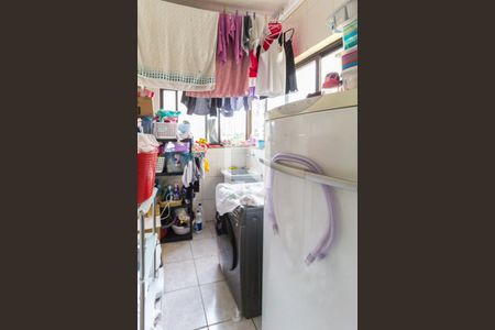 Apartamento à venda com 105m², 3 quartos e 2 vagas Apartamento à venda com 105m², 3 quartos e 2 vagasLavanderia