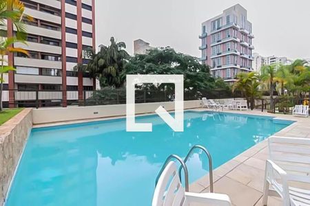 Apartamento à venda com 105m², 3 quartos e 2 vagas Apartamento à venda com 105m², 3 quartos e 2 vagasÁrea comum - Piscina