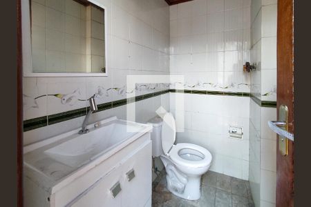 Casa à venda com 210m², 3 quartos e 1 vaga Casa à venda com 210m², 3 quartos e 1 vagaBanheiro Corredor