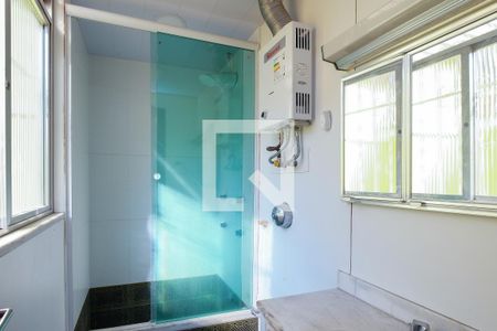 Casa à venda com 210m², 3 quartos e 1 vaga Casa à venda com 210m², 3 quartos e 1 vagaBanheiro da Suíte