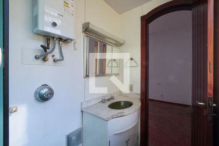 Casa à venda com 210m², 3 quartos e 1 vaga Casa à venda com 210m², 3 quartos e 1 vagaBanheiro da Suíte