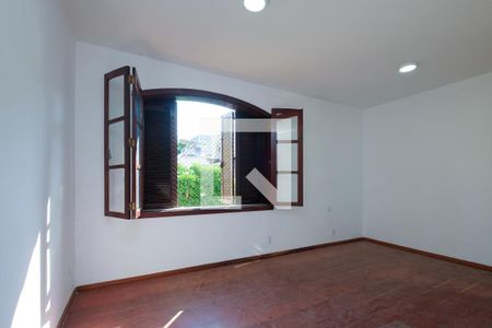 Casa à venda com 210m², 3 quartos e 1 vaga Casa à venda com 210m², 3 quartos e 1 vagaSuíte