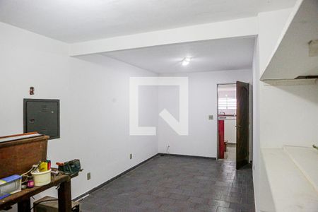 Casa à venda com 200m², 4 quartos e 2 vagas Casa à venda com 200m², 4 quartos e 2 vagasQuarto 4