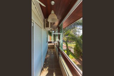 Casa à venda com 530m², 5 quartos e 5 vagasSacada da Suíte 1