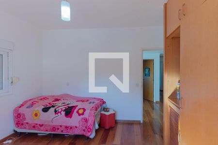 Casa à venda com 530m², 5 quartos e 5 vagasQuarto 2