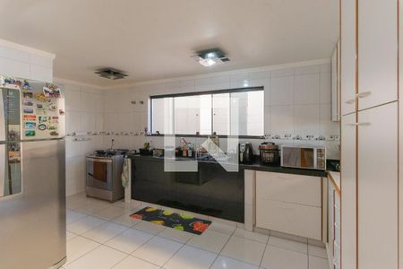 Casa à venda com 530m², 5 quartos e 5 vagasCozinha