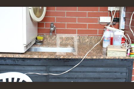 Casa à venda com 240m², 3 quartos e 3 vagasÁrea de Serviço