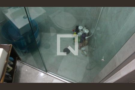 Casa à venda com 240m², 3 quartos e 3 vagasBanheiro da Suíte