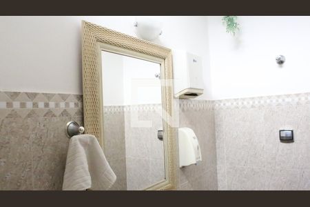 Casa à venda com 240m², 3 quartos e 3 vagasLavabo