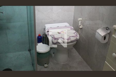 Casa à venda com 240m², 3 quartos e 3 vagasBanheiro Social