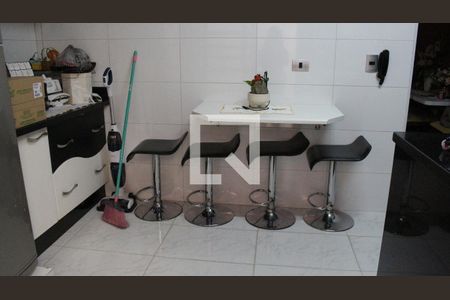 Casa à venda com 240m², 3 quartos e 3 vagasCozinha