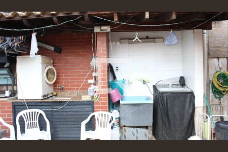 Casa à venda com 240m², 3 quartos e 3 vagasÁrea de Serviço