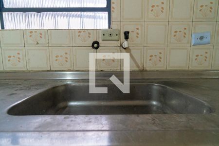 Casa à venda com 150m², 3 quartos e 2 vagas Casa à venda com 150m², 3 quartos e 2 vagasCozinha