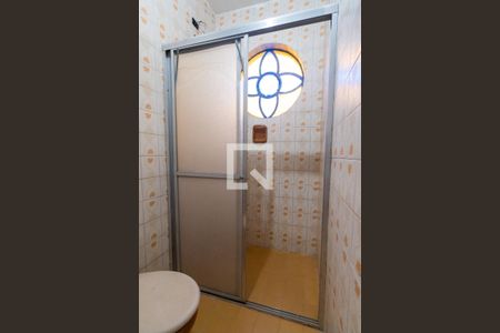 Casa à venda com 150m², 3 quartos e 2 vagas Casa à venda com 150m², 3 quartos e 2 vagasBanheiro Social