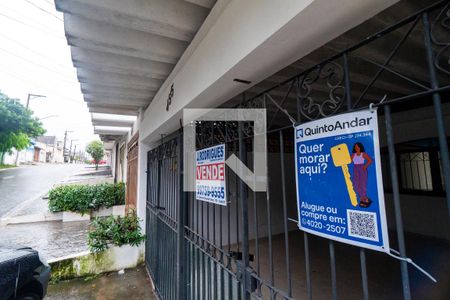 Casa à venda com 150m², 3 quartos e 2 vagas Casa à venda com 150m², 3 quartos e 2 vagasPlaquinha