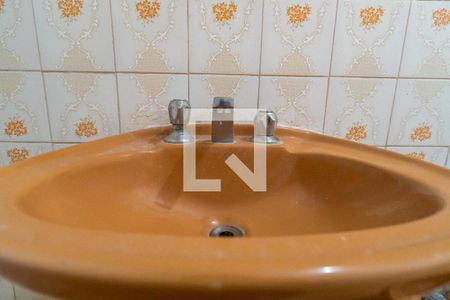 Casa à venda com 150m², 3 quartos e 2 vagas Casa à venda com 150m², 3 quartos e 2 vagasBanheiro Social