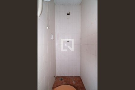 Casa à venda com 150m², 3 quartos e 2 vagas Casa à venda com 150m², 3 quartos e 2 vagasBanheiro de serviço Detalhe