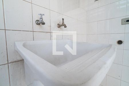 Casa à venda com 150m², 3 quartos e 2 vagas Casa à venda com 150m², 3 quartos e 2 vagasÁrea de Serviço