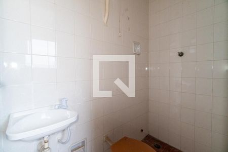 Casa à venda com 150m², 3 quartos e 2 vagas Casa à venda com 150m², 3 quartos e 2 vagasBanheiro de serviço