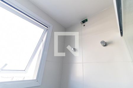 Apartamento para alugar com 55m², 2 quartos e 1 vaga Apartamento para alugar com 55m², 2 quartos e 1 vagaBanheiro da Suíte