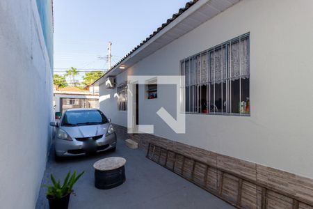 Casa à venda com 270m², 3 quartos e 5 vagas Casa à venda com 270m², 3 quartos e 5 vagasGaragem/Quintal - Casa 1