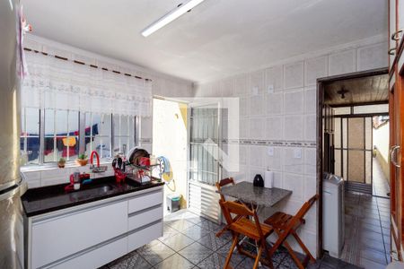 Casa à venda com 270m², 3 quartos e 5 vagas Casa à venda com 270m², 3 quartos e 5 vagasCozinha - Casa 2