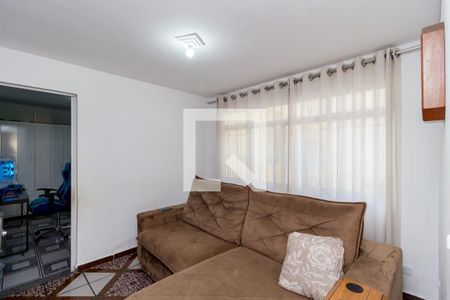 Casa à venda com 270m², 3 quartos e 5 vagas Casa à venda com 270m², 3 quartos e 5 vagasSala - Casa 2