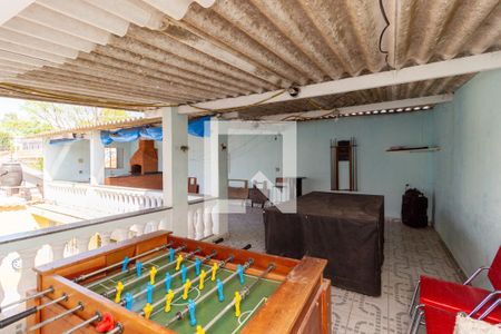 Casa à venda com 270m², 3 quartos e 5 vagas Casa à venda com 270m², 3 quartos e 5 vagasEspaço Gourmet