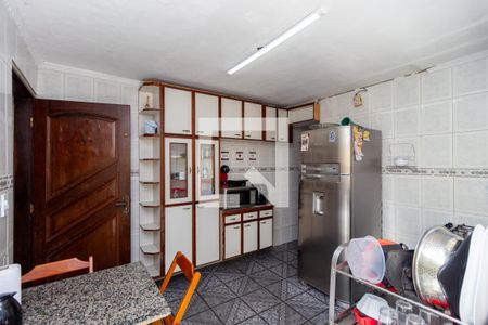 Casa à venda com 270m², 3 quartos e 5 vagas Casa à venda com 270m², 3 quartos e 5 vagasCozinha - Casa 2