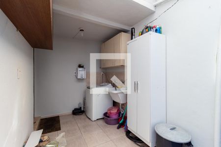 Casa à venda com 270m², 3 quartos e 5 vagas Casa à venda com 270m², 3 quartos e 5 vagasÁrea de Serviço - Casa 1