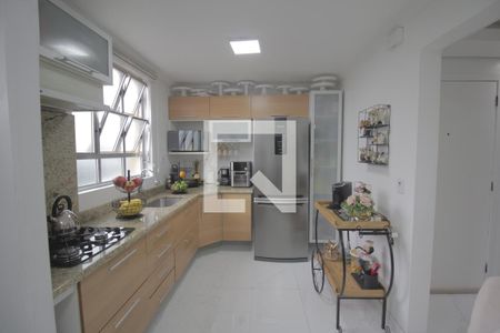 Apartamento à venda com 76m², 2 quartos e 1 vagaCozinha