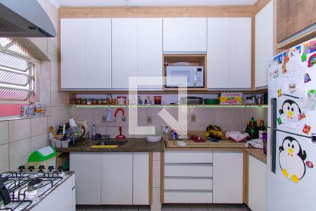 Casa à venda com 200m², 3 quartos e 5 vagas Casa à venda com 200m², 3 quartos e 5 vagasCozinha