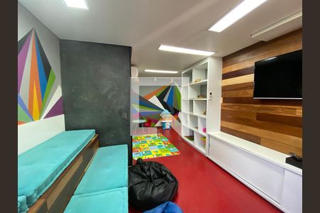 Apartamento à venda com 70m², 2 quartos e 2 vagas Apartamento à venda com 70m², 2 quartos e 2 vagasÁrea comum - brinquedoteca