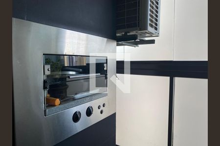 Apartamento à venda com 70m², 2 quartos e 2 vagas Apartamento à venda com 70m², 2 quartos e 2 vagasÁrea de Serviço/churrasqueira - detalhe