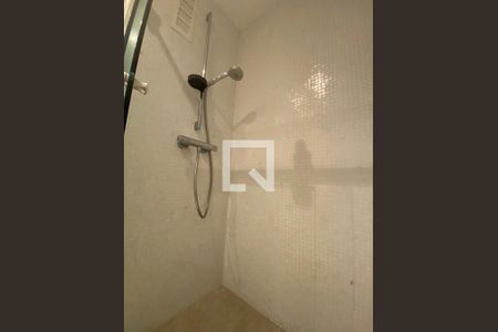 Apartamento à venda com 70m², 2 quartos e 2 vagas Apartamento à venda com 70m², 2 quartos e 2 vagasBanheiro Social