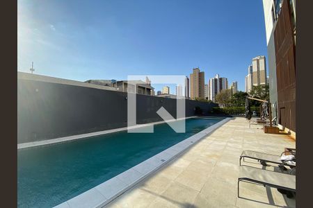 Apartamento à venda com 70m², 2 quartos e 2 vagas Apartamento à venda com 70m², 2 quartos e 2 vagasÁrea comum - Piscina