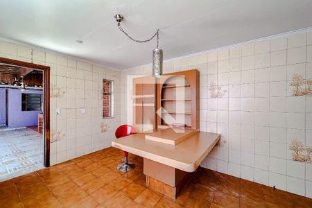 Casa à venda com 240m², 3 quartos e 2 vagasCozinha