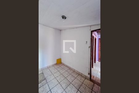 Casa à venda com 240m², 3 quartos e 2 vagasQuarto de Serviço