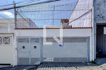 Casa à venda com 240m², 3 quartos e 2 vagasFachada - Plaquinha