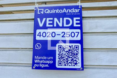 Casa à venda com 240m², 3 quartos e 2 vagasPlaquinha