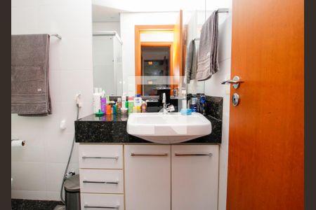 Apartamento à venda com 56m², 2 quartos e 2 vagasBanheiro Suite