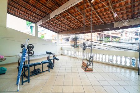 Casa à venda com 135m², 3 quartos e 3 vagas Casa à venda com 135m², 3 quartos e 3 vagasVaranda da Suite