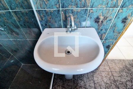 Casa à venda com 125m², 3 quartos e 2 vagasBanheiro 2