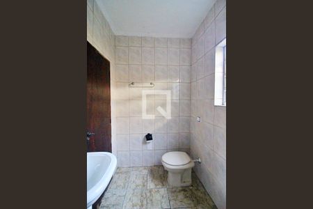 Casa à venda com 125m², 3 quartos e 2 vagasBanheiro 1