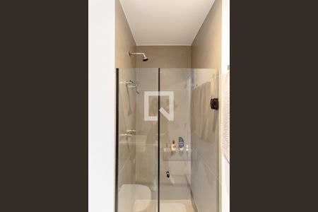 Banheiro de kitnet/studio à venda com 1 quarto, 46m² em Vila Olímpia, São Paulo