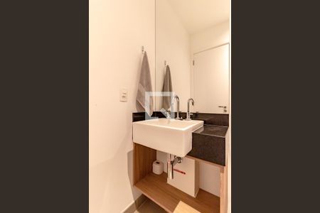 Banheiro de kitnet/studio à venda com 1 quarto, 46m² em Vila Olímpia, São Paulo
