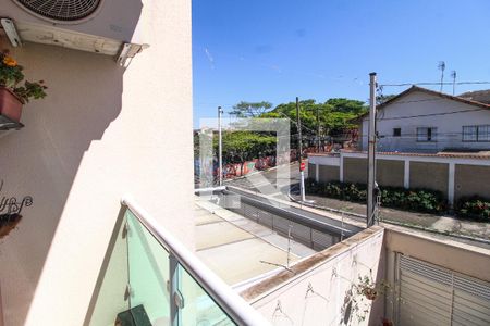 Casa à venda com 90m², 3 quartos e 2 vagas Casa à venda com 90m², 3 quartos e 2 vagasVista do Quarto 2