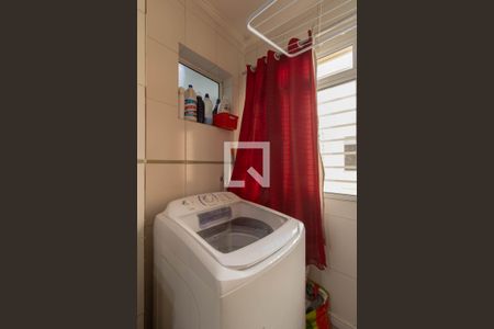 Apartamento à venda com 65m², 3 quartos e 1 vagaÁrea de Serviço