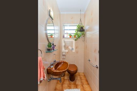 Casa à venda com 197m², 3 quartos e 4 vagas Casa à venda com 197m², 3 quartos e 4 vagasLavabo